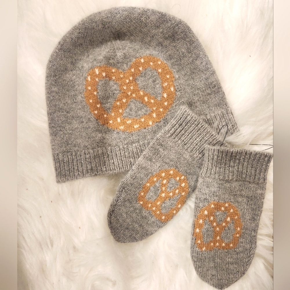 Sofia Cashmere Kids Hat & Mittens